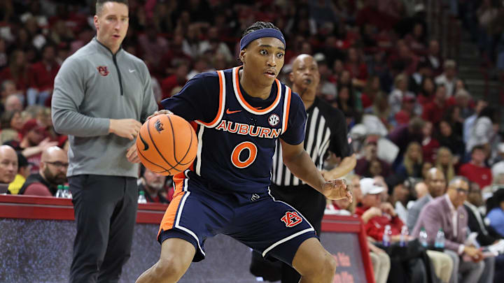 Auburn Tigers guard Tahaad Pettiford had 29 points on Saturday night against the Arkansas Razorbacks. Auburn Tigers guard Tahaad Pettiford had 29 points on Saturday night against the Arkansas Razorbacks.