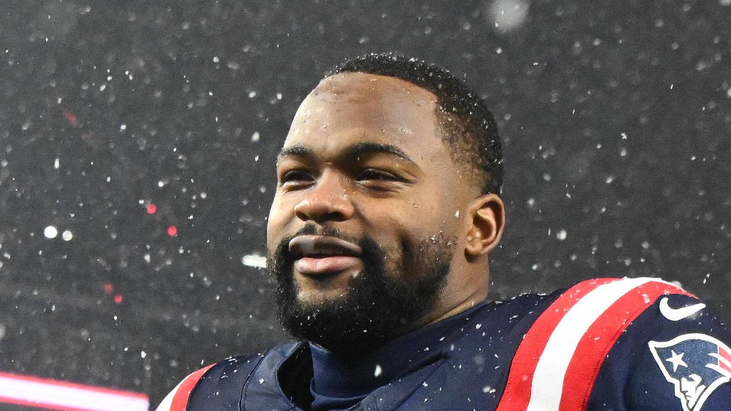 Notable absence from Patriots facility answers big question about AJ Brown trade