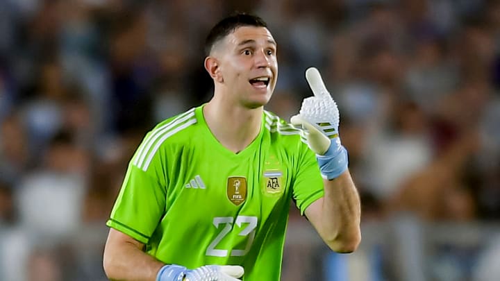 Emiliano Martinez a écoeuré les Français en finale de Coupe du Monde Emiliano Martinez a écoeuré les Français en finale de Coupe du Monde