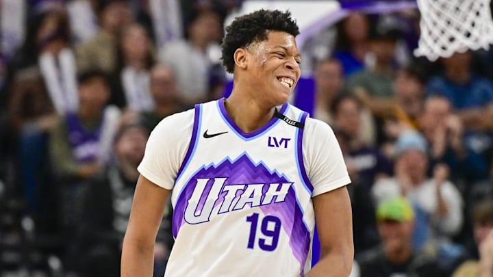 Jan 22, 2026; Salt Lake City, Utah, USA; Utah Jazz forward Ace Bailey (19) reacts to being hit in the face on the previous play during the second half against the San Antonio Spurs at Delta Center. Mandatory Credit: Peter Creveling-Imagn Images Jan 22, 2026; Salt Lake City, Utah, USA; Utah Jazz forward Ace Bailey (19) reacts to being hit in the face on the previous play during the second half against the San Antonio Spurs at Delta Center. Mandatory Credit: Peter Creveling-Imagn Images