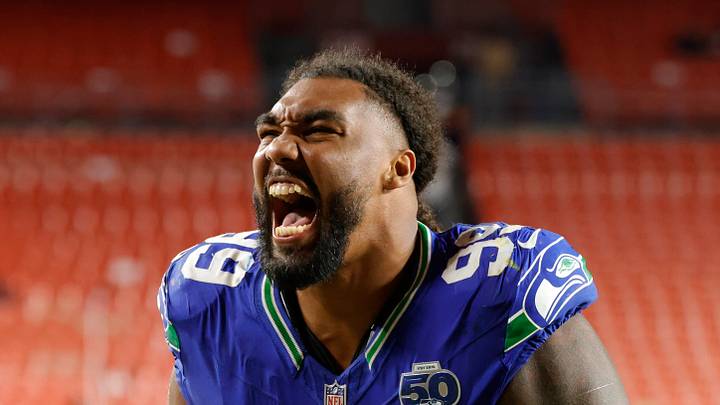 Seattle Seahawks defensive end Leonard Williams (99) reacts to the win against the Washington Commanders Seattle Seahawks defensive end Leonard Williams (99) reacts to the win against the Washington Commanders