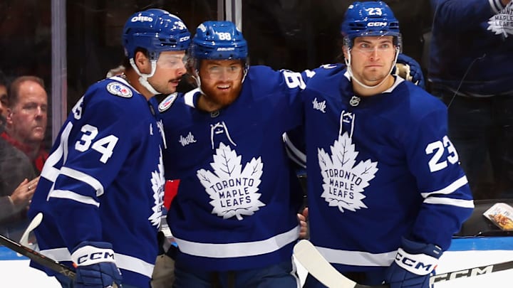 Carolina Hurricanes v Toronto Maple Leafs
