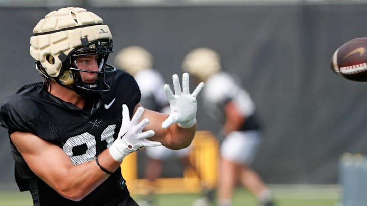 Purdue Boilermakers tight end George Burhenn (81) catches a pass 