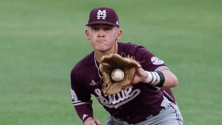 Mississippi State Bulldogs' Sawyer Reeves (2) fields a bouncing ground ball as Auburn Tigers baseball takes on Mississippi State Bulldogs at Plainsman Park in Auburn, Ala. Mississippi State Bulldogs' Sawyer Reeves (2) fields a bouncing ground ball as Auburn Tigers baseball takes on Mississippi State Bulldogs at Plainsman Park in Auburn, Ala.