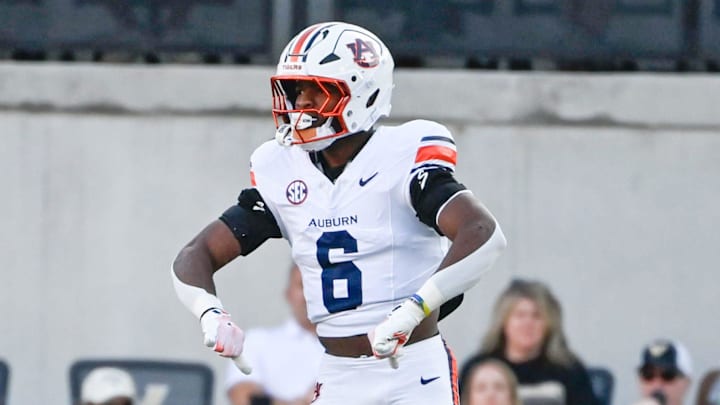 The Auburn Tigers are retaining a key piece of its defense.
