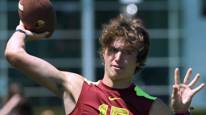 The Kansas City Chiefs aren't in the big game this season, but fans will have plenty to cheer about on Sunday as a pair of Missourians could have an impact on the historic showdown. The Kansas City Chiefs aren't in the big game this season, but fans will have plenty to cheer about on Sunday as a pair of Missourians could have an impact on the historic showdown.