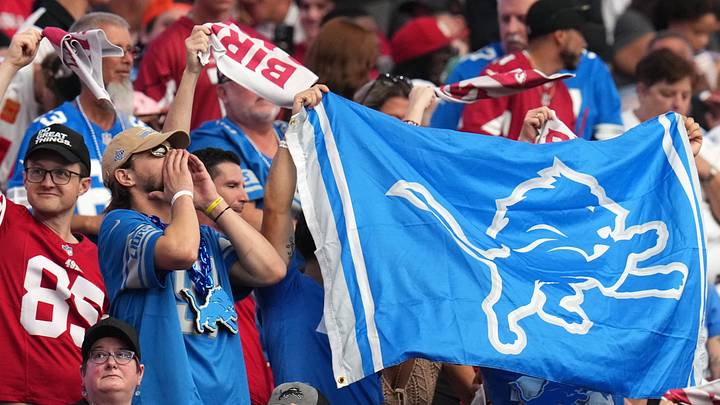 Fans cheer from the stands as the Arizona Cardinals play against the Detroit Lions at State Farm Stadium in Glendale, Ariz., on Sep 22, 2024. Fans cheer from the stands as the Arizona Cardinals play against the Detroit Lions at State Farm Stadium in Glendale, Ariz., on Sep 22, 2024.