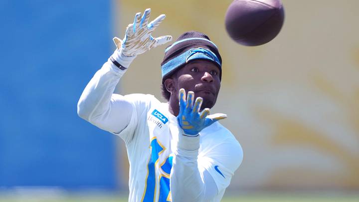 May 19, 2026; El Segundo, CA, USA; Los Angeles Chargers receiver Derius Davis (12) catches the ball during offseason workouts at The Bolt. Mandatory Credit: Kirby Lee-Imagn Images