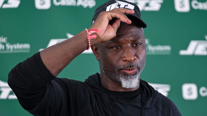 Jets head coach Aaron Glenn has at least three intriguing rookies to pay close attention to when the annual first-year minicamp begins. 