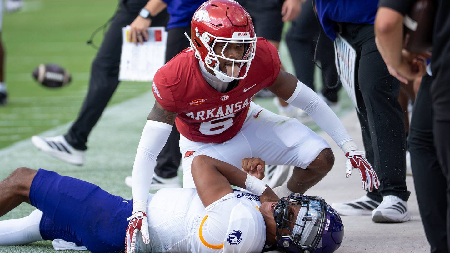 Arkansas Razorbacks vs. Utah Utes: Odds, Prediction, TV Channel, Kickoff Time
