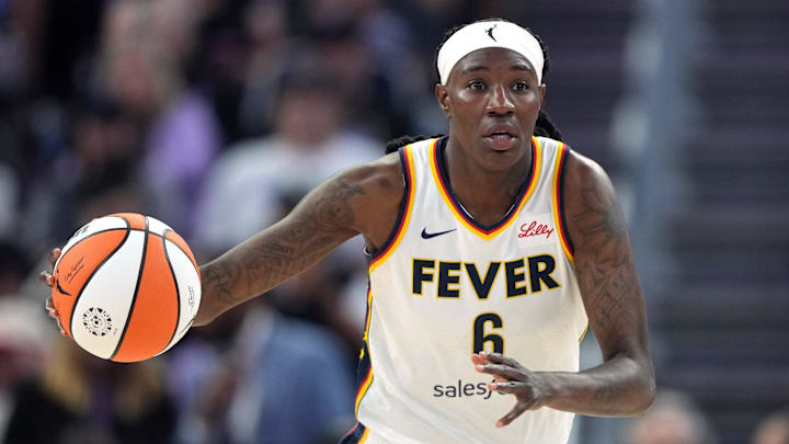 Aug 31, 2025; San Francisco, California, USA; Indiana Fever forward Natasha Howard (6) dribbles against the Golden State Valkyries during the second quarter at Chase Center. Mandatory Credit: Darren Yamashita-Imagn Images