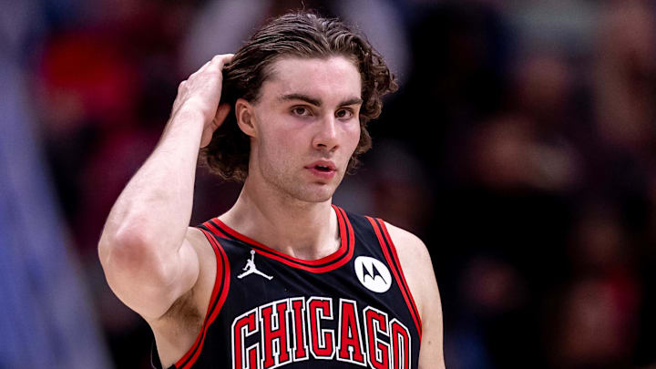 Oct 23, 2024; New Orleans, Louisiana, USA; Chicago Bulls guard Josh Giddey (3) looks on against the New Orleans Pelicans during the first half at Smoothie King Center. Mandatory Credit: Stephen Lew-Imagn Images Oct 23, 2024; New Orleans, Louisiana, USA; Chicago Bulls guard Josh Giddey (3) looks on against the New Orleans Pelicans during the first half at Smoothie King Center. Mandatory Credit: Stephen Lew-Imagn Images