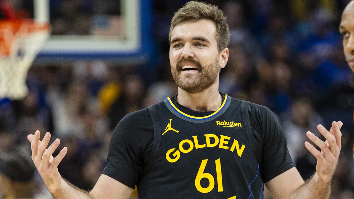 Warriors deal Pat Spencer another rotation blow he may not come back from