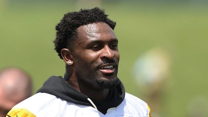 Pittsburgh Steelers wide receiver DK Metcalf Pittsburgh Steelers wide receiver DK Metcalf