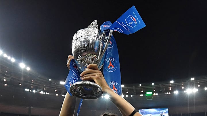Le trophée de la Coupe de France
