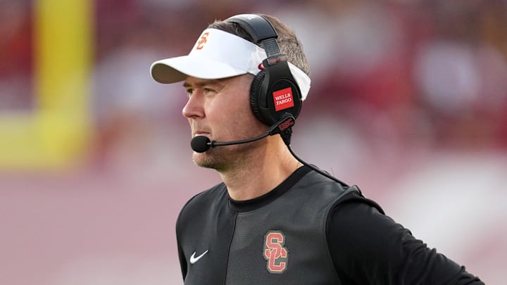 Aug 30, 2025; Los Angeles, California, USA; Southern California Trojans head coach Lincoln Riley watches from the sidelines against the Missouri State Bears in the first half at United Airlines Field at Los Angeles Memorial Coliseum. Mandatory Credit: Kirby Lee-Imagn Images Aug 30, 2025; Los Angeles, California, USA; Southern California Trojans head coach Lincoln Riley watches from the sidelines against the Missouri State Bears in the first half at United Airlines Field at Los Angeles Memorial Coliseum. Mandatory Credit: Kirby Lee-Imagn Images