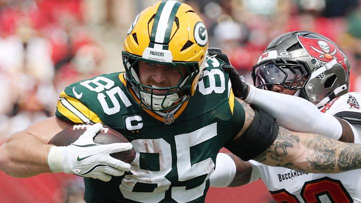 Green Bay Packers tight end Tucker Kraft runs after the catch vs. Tampa Bay Buccaneers defensive back Keionte Scott. Green Bay Packers tight end Tucker Kraft runs after the catch vs. Tampa Bay Buccaneers defensive back Keionte Scott.