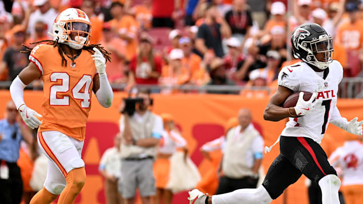 Oct 27, 2024; Tampa, Florida, USA; Atlanta Falcons wide receiver Darnell Mooney (1) scores a touchdownl in the first half against the Tampa Bay Buccaneers at Raymond James Stadium. Mandatory Credit: Jonathan Dyer-Imagn Images