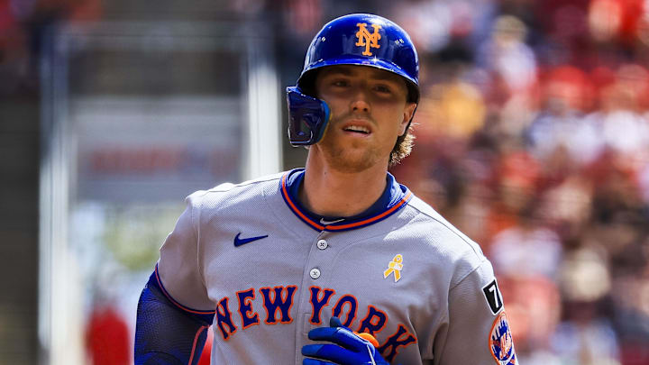 Sep 7, 2025; Cincinnati, Ohio, USA; New York Mets third baseman Brett Baty (7) runs the bases after hitting a solo home run in the third inning against the Cincinnati Reds at Great American Ball Park. 