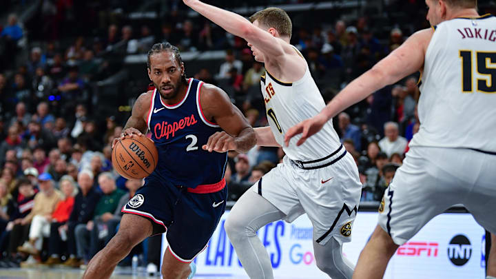 Leonard (2) is on a mission to get another NBA title.