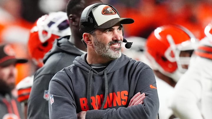 Dec 2, 2024; Denver, Colorado, USA; Cleveland Browns head coach Kevin Stefanski during the second quarter against the Denver Broncos at Empower Field at Mile High. Mandatory Credit: Ron Chenoy-Imagn Images Dec 2, 2024; Denver, Colorado, USA; Cleveland Browns head coach Kevin Stefanski during the second quarter against the Denver Broncos at Empower Field at Mile High. Mandatory Credit: Ron Chenoy-Imagn Images