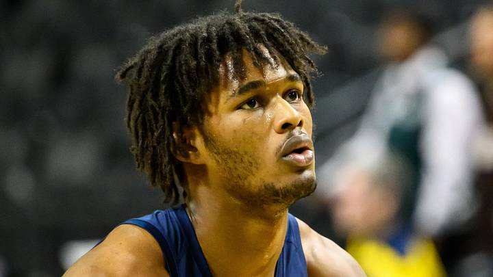 Jan 17, 2026; Eugene, Oregon, USA; Michigan Wolverines forward Morez Johnson Jr. (21) warms up on the court before the game against the Oregon Ducks at Matthew Knight Arena. Mandatory Credit: Craig Strobeck-Imagn Images Jan 17, 2026; Eugene, Oregon, USA; Michigan Wolverines forward Morez Johnson Jr. (21) warms up on the court before the game against the Oregon Ducks at Matthew Knight Arena. Mandatory Credit: Craig Strobeck-Imagn Images