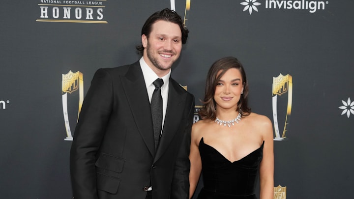 Bills quarterback Josh Allen responded to the viral photo floating around on social media of his wife Hailee Steinfeld wearing Broncos gear. Bills quarterback Josh Allen responded to the viral photo floating around on social media of his wife Hailee Steinfeld wearing Broncos gear.