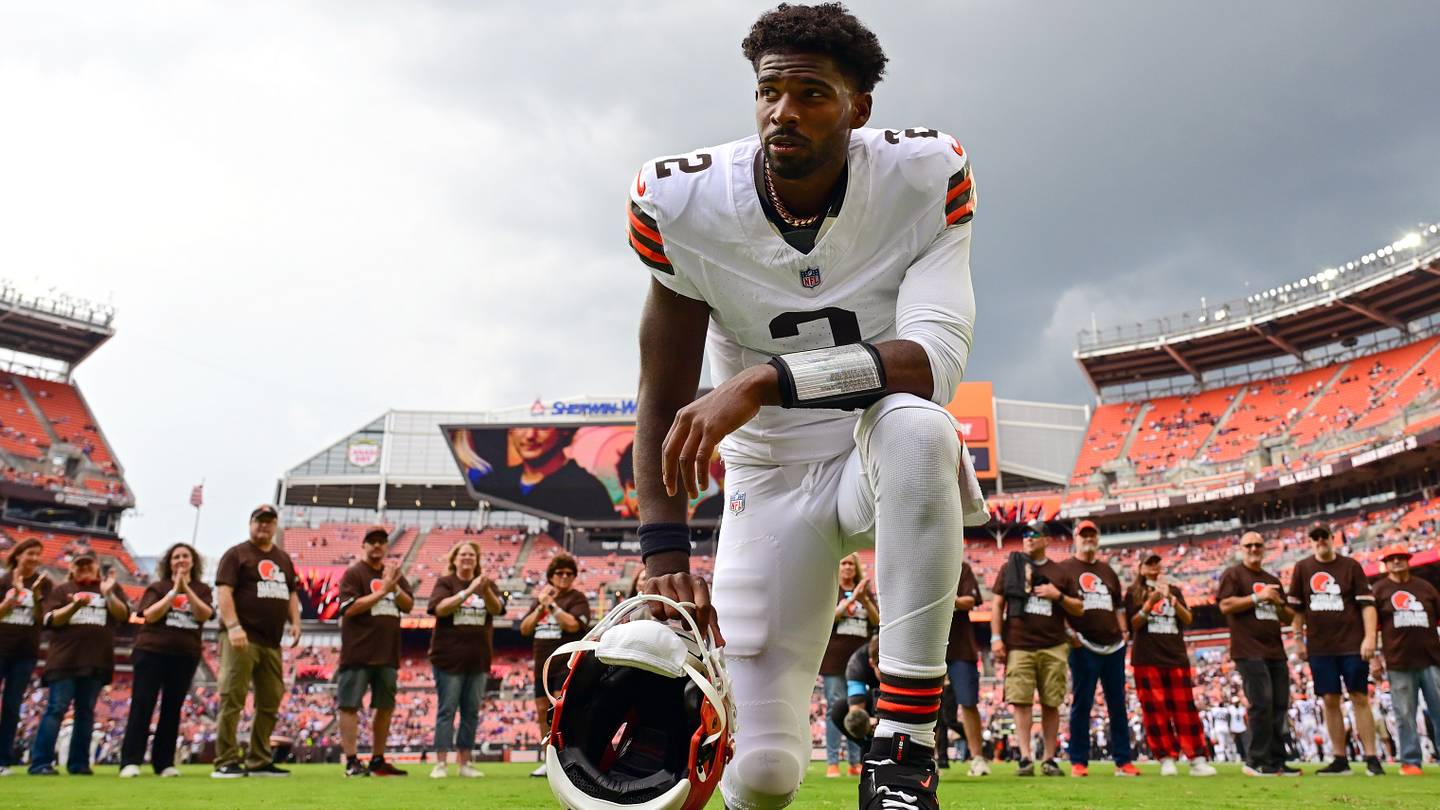 Why the Browns starting Deshaun Watson doesn't close the door on Shedeur Sanders yet
