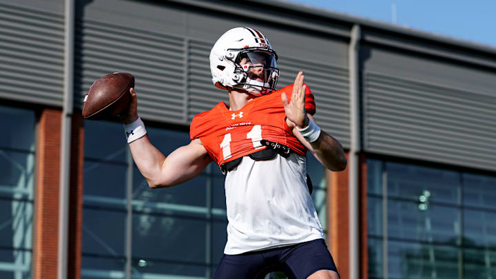 Jackson Arnold is getting a fresh start with the Auburn Tigers after struggling with the Oklahoma Sooners. Jackson Arnold is getting a fresh start with the Auburn Tigers after struggling with the Oklahoma Sooners.