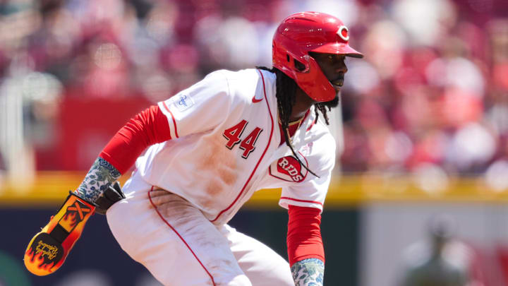 May 10, 2026; Cincinnati, Ohio, USA;  Cincinnati Reds shortstop Elly de la Cruz (44) takes his lead from second base against the Houston Astros at Great American Ball Park. Mandatory Credit: Aaron Doster-Imagn Images