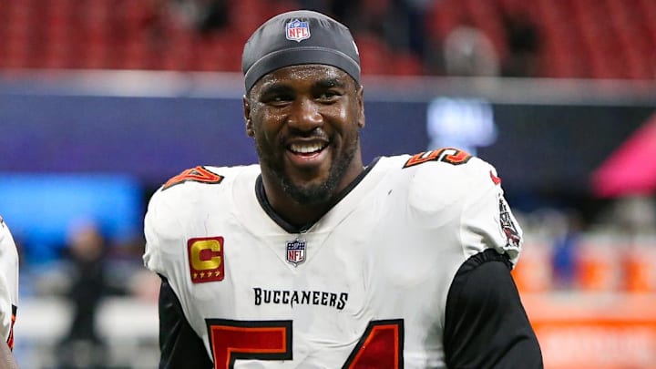 Dec 10, 2023; Atlanta, Georgia, USA; Tampa Bay Buccaneers linebacker Lavonte David (54) celebrates after a victory against the Atlanta Falcons at Mercedes-Benz Stadium. Mandatory Credit: Brett Davis-Imagn Images Dec 10, 2023; Atlanta, Georgia, USA; Tampa Bay Buccaneers linebacker Lavonte David (54) celebrates after a victory against the Atlanta Falcons at Mercedes-Benz Stadium. Mandatory Credit: Brett Davis-Imagn Images