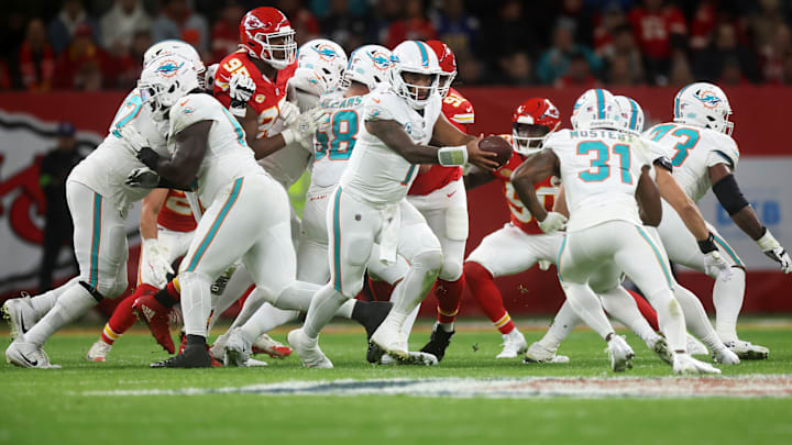 Miami Dolphins v Kansas City Chiefs