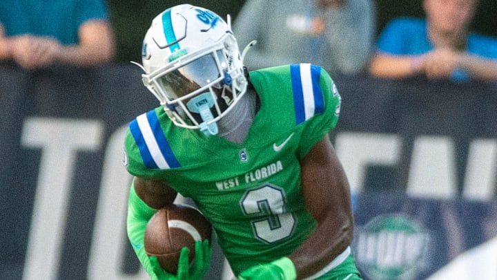 West Florida's Corey Scott runs down field during first half action against Shorter University at the University of West Florida Saturday, Sept. 13, 2025.