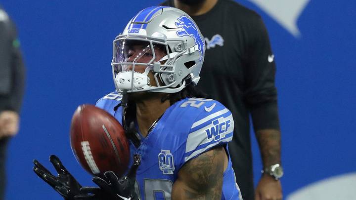 Detroit Lions running back Jahmyr Gibbs warms up before action against the Atlanta Falcons at Ford Field Detroit Lions running back Jahmyr Gibbs warms up before action against the Atlanta Falcons at Ford Field