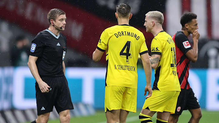 Eintracht Frankfurt v Borussia Dortmund