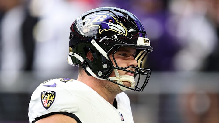 Baltimore Ravens center Tyler Linderbaum