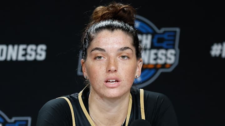 Vanderbilt Commodores guard Justine Pissott (13) 