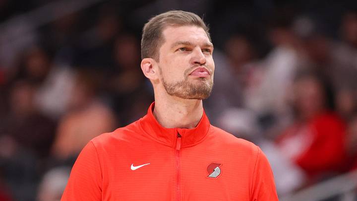 Mar 1, 2026; Atlanta, Georgia, USA; Portland Trail Blazers coach Tiago Splitter during a timeout against the Atlanta Hawks in the second quarter at State Farm Arena. Mandatory Credit: Brett Davis-Imagn Images