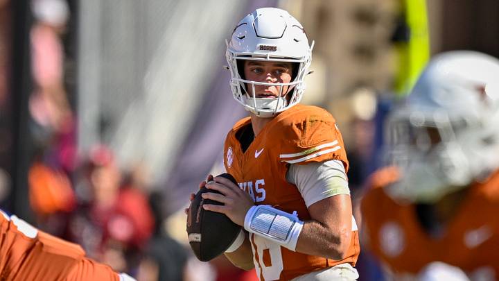 Oct 11, 2025; Dallas, Texas, USA; Texas Longhorns quarterback Arch Manning