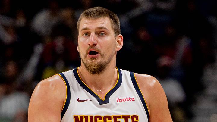 Nov 19, 2025; New Orleans, Louisiana, USA; Denver Nuggets center Nikola Jokić (15) reacts to a play against the New Orleans Pelicans during the second half at Smoothie King Center. Mandatory Credit: Stephen Lew-Imagn Images Nov 19, 2025; New Orleans, Louisiana, USA; Denver Nuggets center Nikola Jokić (15) reacts to a play against the New Orleans Pelicans during the second half at Smoothie King Center. Mandatory Credit: Stephen Lew-Imagn Images