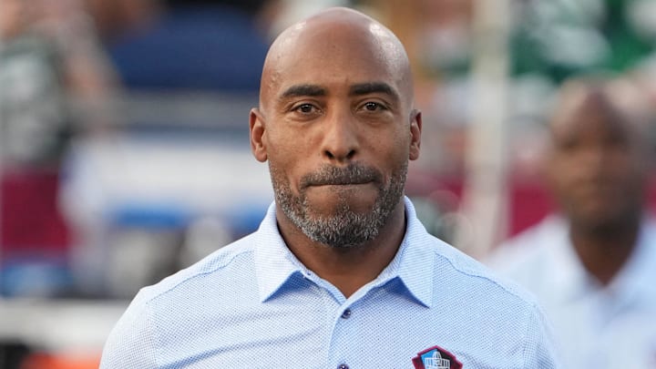 Aug 3, 2023; Canton, Ohio, USA; Tampa Bay Buccaneers former cornerback and Pro Football Hall of Fame Class of 2023 enshrinee Ronde Barber Mandatory Credit: Kirby Lee-Imagn Images