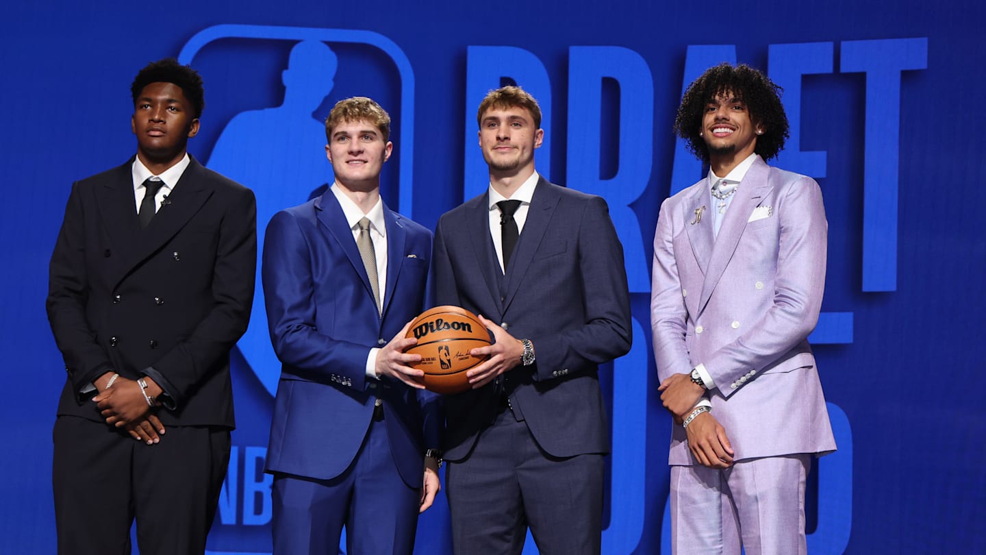 Asa Newell's Mavericks connection may bring his Hawks tenure to an early end