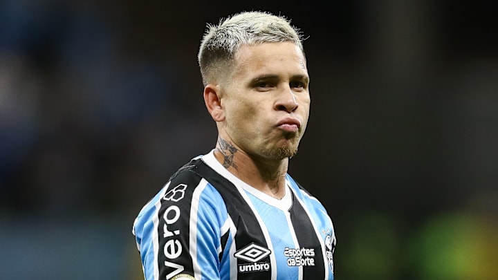 Soteldo é a principal esperança do Grêmio no momento