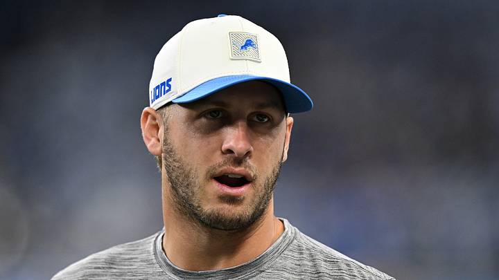 Detroit Lions quarterback Jared Goff (16) on the sidelines before their preseason game against the Commanders Detroit Lions quarterback Jared Goff (16) on the sidelines before their preseason game against the Commanders