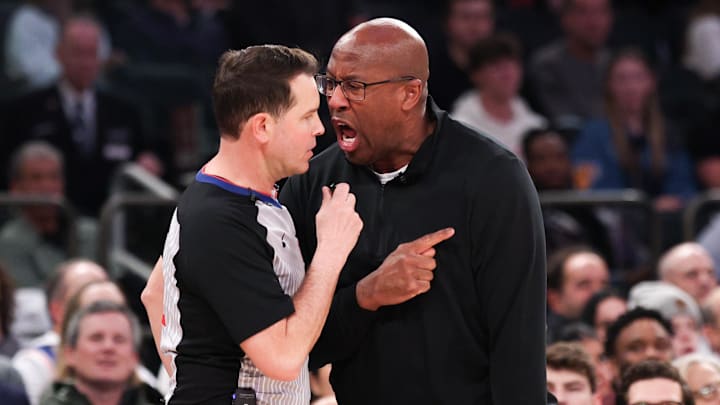Mar 4, 2026; New York, New York, USA; New York Knicks head coach Mike Brown argues with referee Brian Forte (45) during the first half against the Oklahoma City Thunder at Madison Square Garden. Mandatory Credit: Vincent Carchietta-Imagn Images