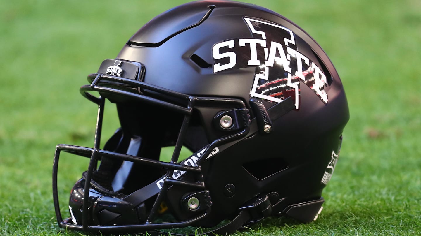 Iowa State Cyclones Former Star Lands on Top 100 Quarterbacks List