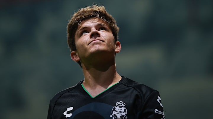 El juvenil delantero de Santos Laguna, Tahiel Jiménez, estaría en negociaciones para irse a Europa con el Royal Antwerp de Bélgica