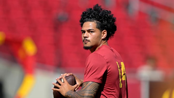 Sep 6, 2025; Los Angeles, California, USA; USC Trojans quarterback Jayden Maiava (14) warms up prior to the game against the Georgia Southern Eagles at United Airlines Field at Los Angeles Memorial Coliseum. Mandatory Credit: Jayne Kamin-Oncea-Imagn Images Sep 6, 2025; Los Angeles, California, USA; USC Trojans quarterback Jayden Maiava (14) warms up prior to the game against the Georgia Southern Eagles at United Airlines Field at Los Angeles Memorial Coliseum. Mandatory Credit: Jayne Kamin-Oncea-Imagn Images
