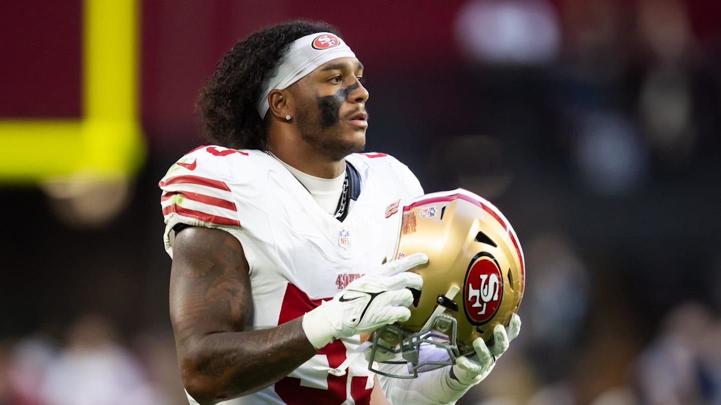 Who Is Dee Winters? Get To Know Cowboys' Sneaky-Good LB From Draft Day Trade