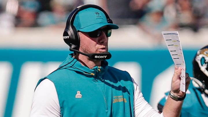 Oct 12, 2025; Jacksonville, Florida, USA;Jacksonville Jaguars head coach Liam Coen calls a play from the sideline against the Seattle Seahawks at EverBank Stadium.. Mandatory Credit: Travis Register-Imagn Images